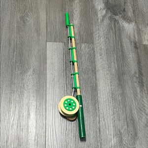 Melissa & Doug  kids wooden retractable Fishing pole toy
